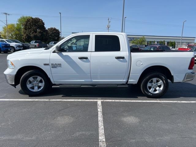 2019 Ram 1500 Classic Vehicle Photo in GREEN BAY, WI 54304-5303