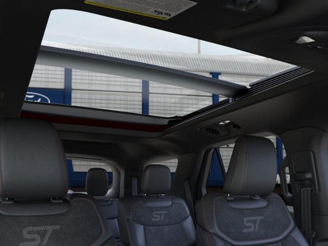 2025 Ford Explorer Vehicle Photo in Winslow, AZ 86047-2439