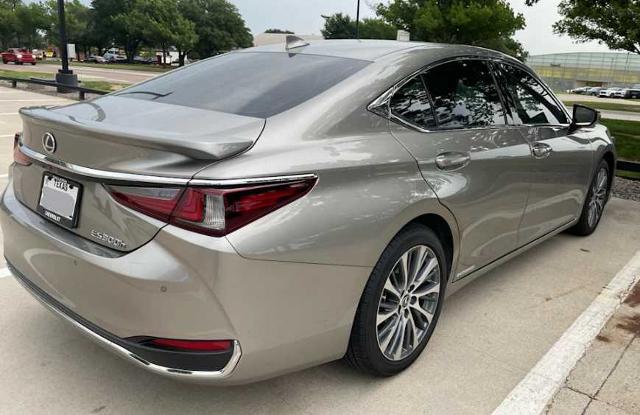 2021 Lexus ES 300h Vehicle Photo in FORT WORTH, TX 76132