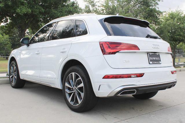2022 Audi Q5 Vehicle Photo in HOUSTON, TX 77090
