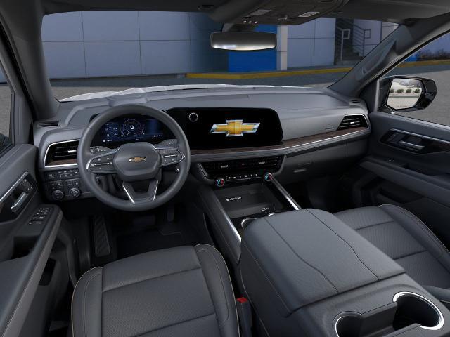 2025 Chevrolet Suburban Vehicle Photo in KANSAS CITY, MO 64114-4502