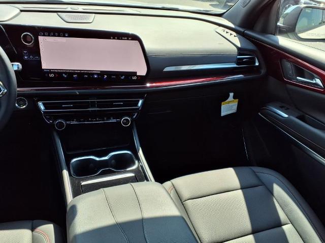 2024 Chevrolet Traverse Vehicle Photo in EMPORIA, VA 23847-1235