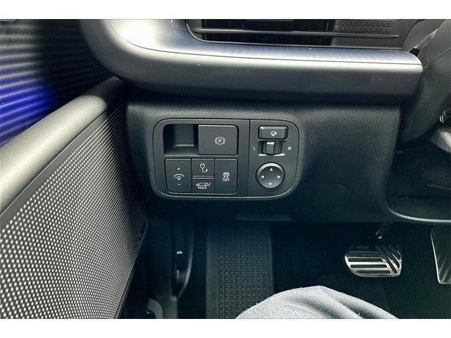 2025 Hyundai IONIQ 6 Vehicle Photo in San Antonio, TX 78230