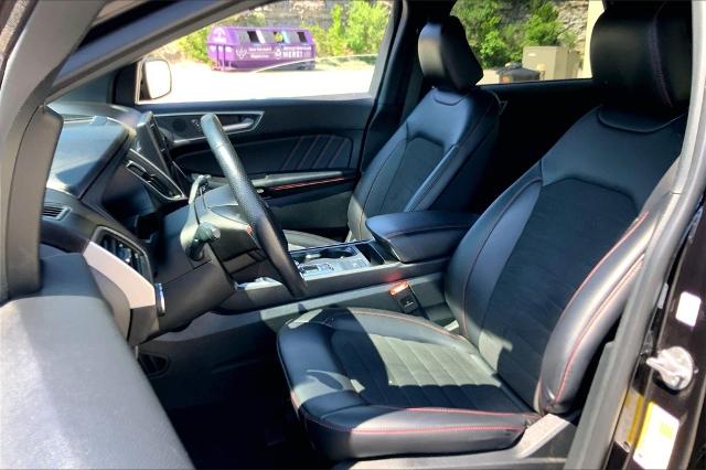 2024 Ford Edge Vehicle Photo in Kansas City, MO 64114