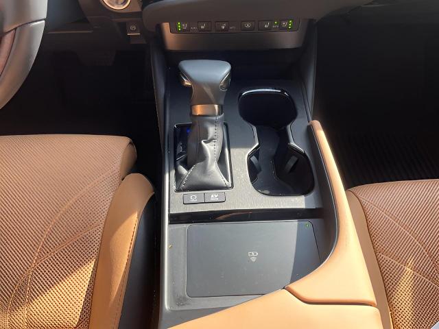 2025 Lexus ES 300h Vehicle Photo in Oshkosh, WI 54904