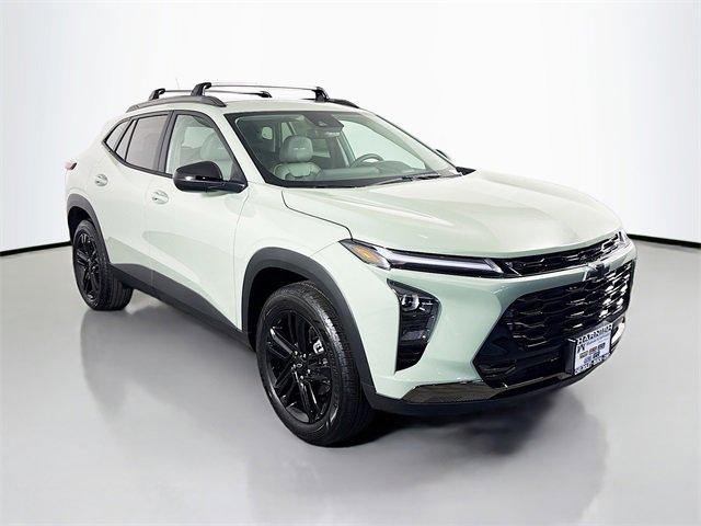 2025 Chevrolet Trax Vehicle Photo in PUYALLUP, WA 98371-4149