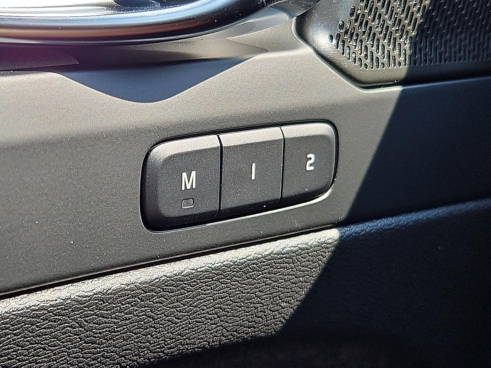 2025 Volvo XC40 Vehicle Photo in Trevose, PA 19053