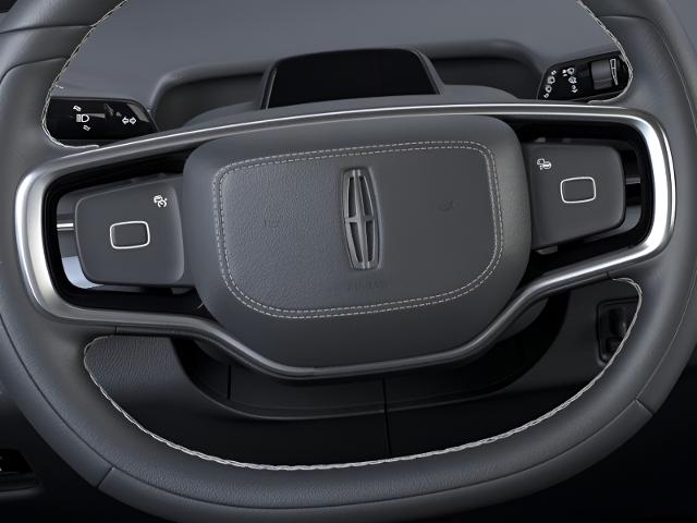 2025 Lincoln Navigator Vehicle Photo in Neenah, WI 54956