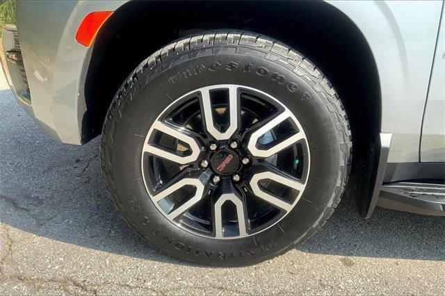 2023 GMC Yukon Vehicle Photo in KANSAS CITY, MO 64114-4545
