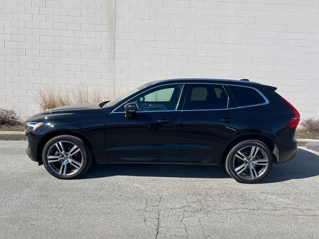 Used 2021 Volvo XC60 Momentum with VIN YV4102RK3M1850190 for sale in Moline, IL