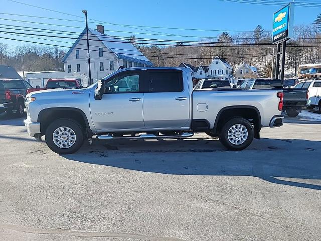 Used 2022 Chevrolet Silverado 2500HD LT with VIN 1GC4YNEY1NF123896 for sale in Ludlow, VT