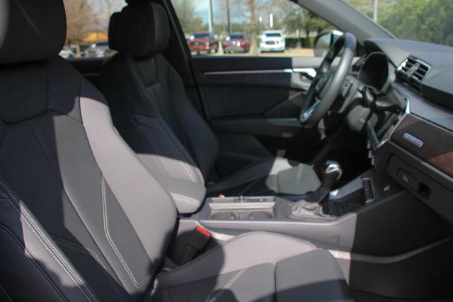 2024 Audi Q3 Vehicle Photo in SUGAR LAND, TX 77478