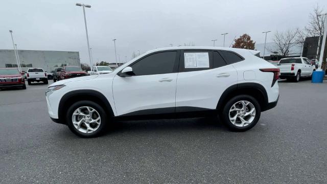 2024 Chevrolet Trax Vehicle Photo in BENTONVILLE, AR 72712-4322