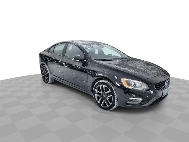 2017 Volvo S60 Vehicle Photo in WILLIAMSVILLE, NY 14221-2883