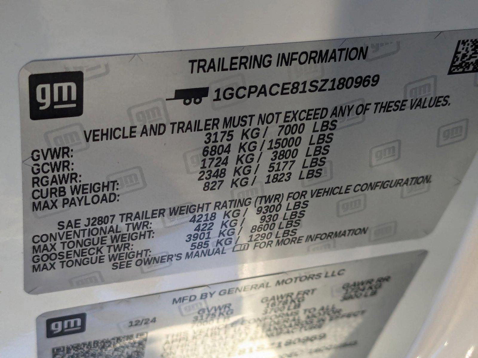 2025 Chevrolet Silverado 1500 Vehicle Photo in MIAMI, FL 33134-2699