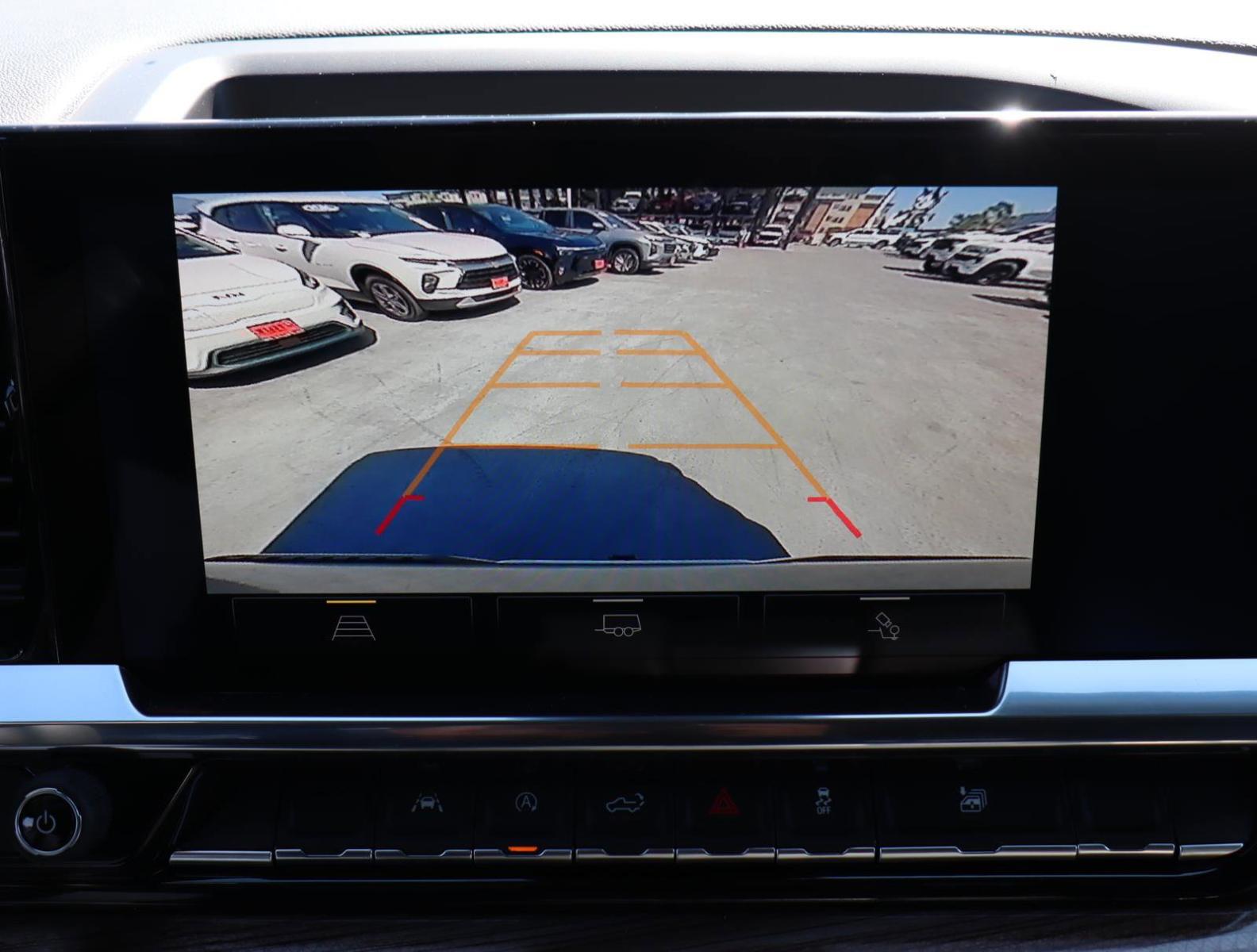 2025 Chevrolet Silverado 1500 Vehicle Photo in LOS ANGELES, CA 90007-3794