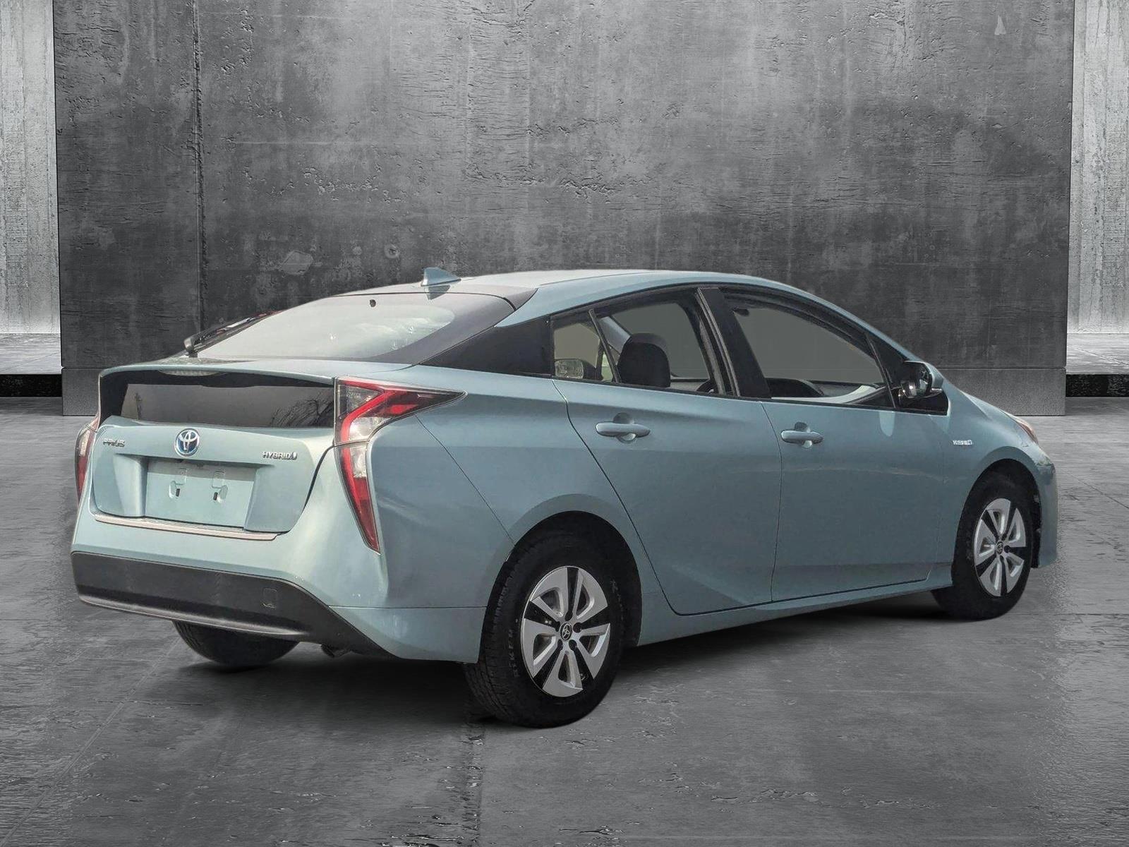2016 Toyota Prius Vehicle Photo in Cockeysville, MD 21030-2508