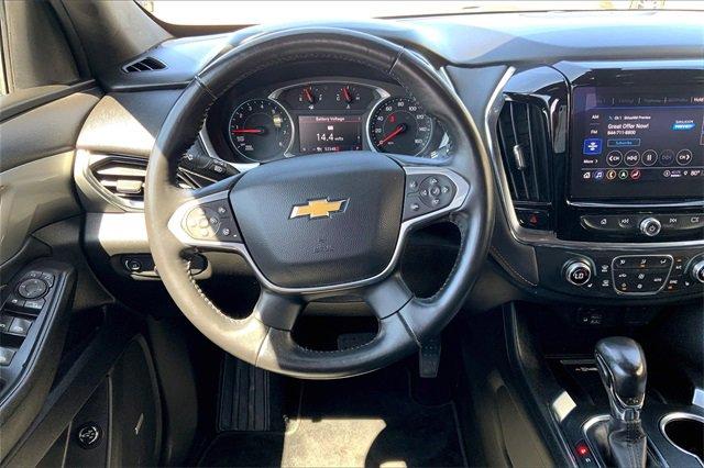 2022 Chevrolet Traverse Vehicle Photo in TOPEKA, KS 66609-0000