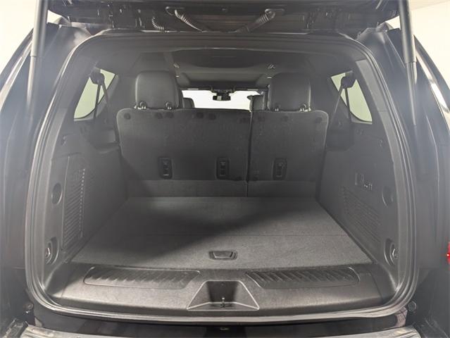 2023 GMC Yukon XL Vehicle Photo in ENGLEWOOD, CO 80113-6708