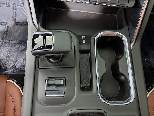 2025 GMC Sierra 1500 Vehicle Photo in PUYALLUP, WA 98371-4149