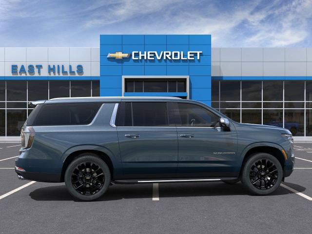 2025 Chevrolet Suburban Vehicle Photo in Roslyn, NY 11576