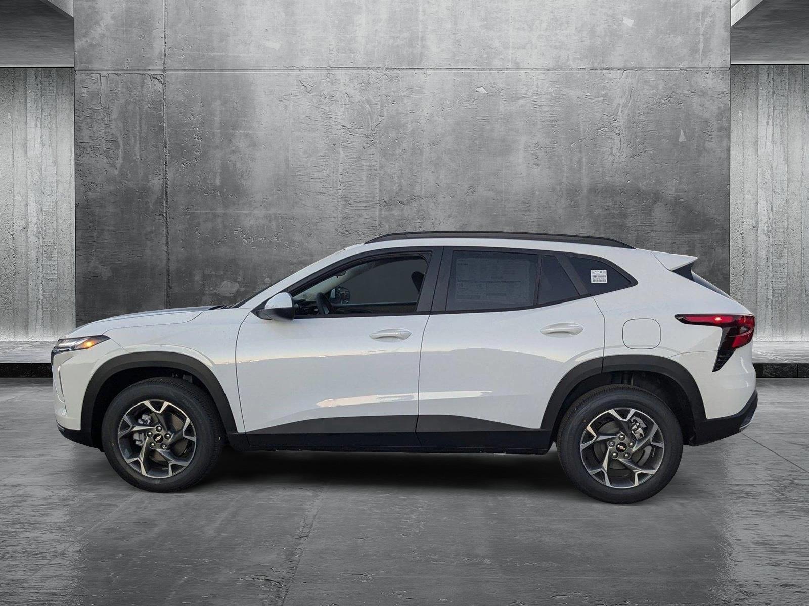 2025 Chevrolet Trax Vehicle Photo in GREENACRES, FL 33463-3207