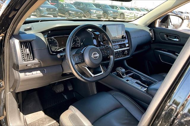 2022 Nissan Pathfinder Vehicle Photo in Grapevine, TX 76051