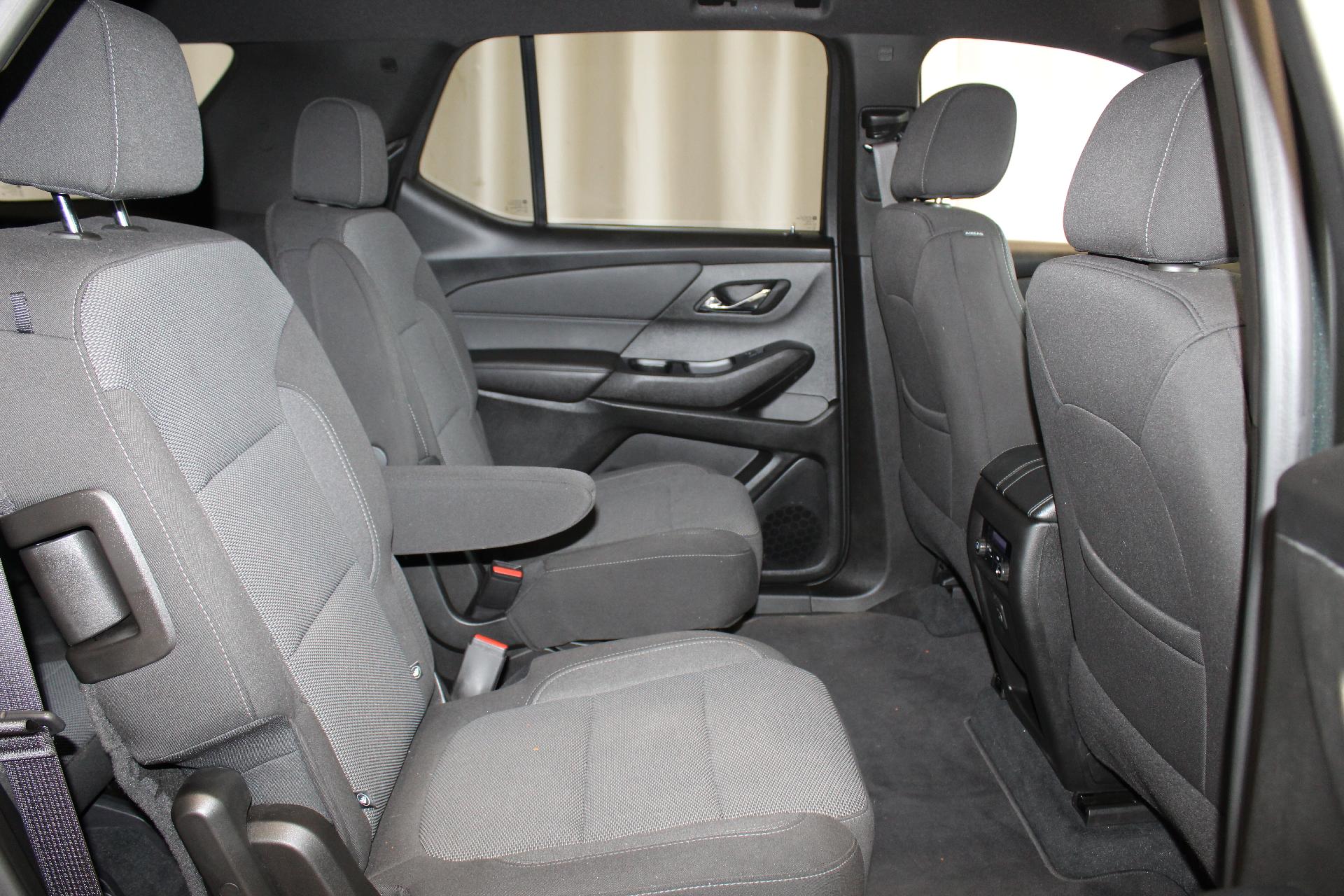 2022 Chevrolet Traverse Vehicle Photo in NORTHAMPTON, MA 01060-1120