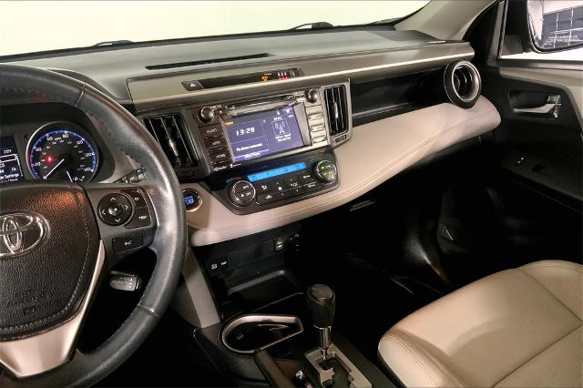 2017 Toyota RAV4 Vehicle Photo in Lees Summit, MO 64086