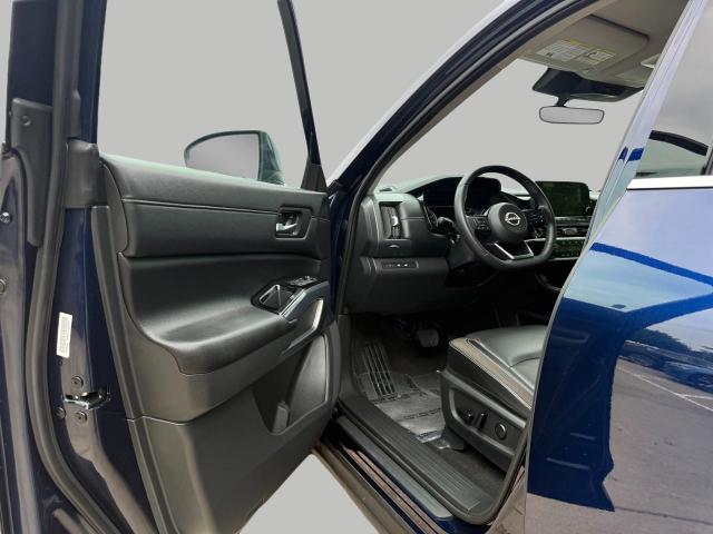 2024 Nissan Pathfinder Vehicle Photo in Appleton, WI 54914