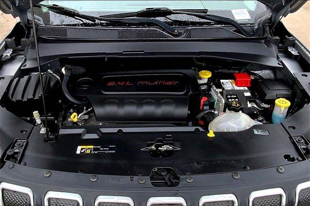 2022 Jeep Compass Vehicle Photo in TOPEKA, KS 66609-0000