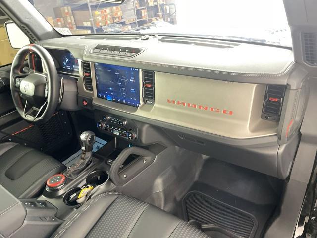 2024 Ford Bronco Vehicle Photo in GILBERT, AZ 85297-0402