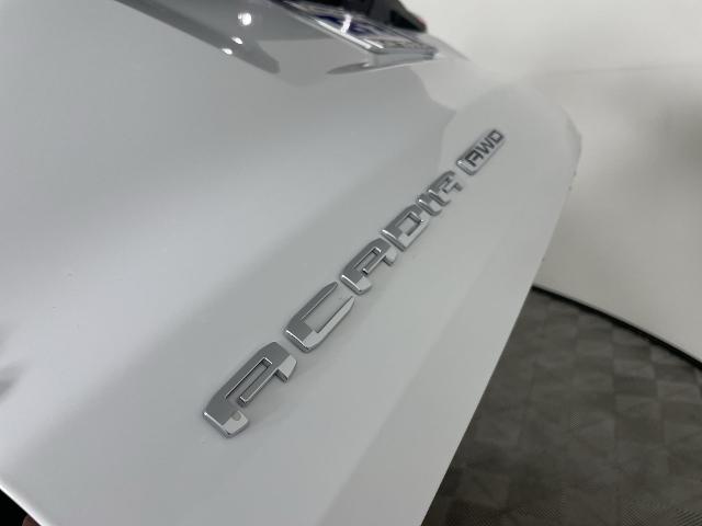 2025 GMC Acadia Vehicle Photo in GILBERT, AZ 85297-0402