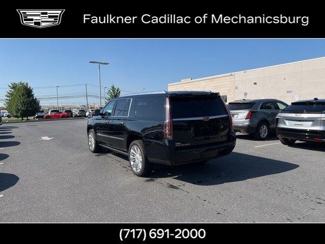 2017 Cadillac Escalade ESV Vehicle Photo in MECHANICSBURG, PA 17050-1707