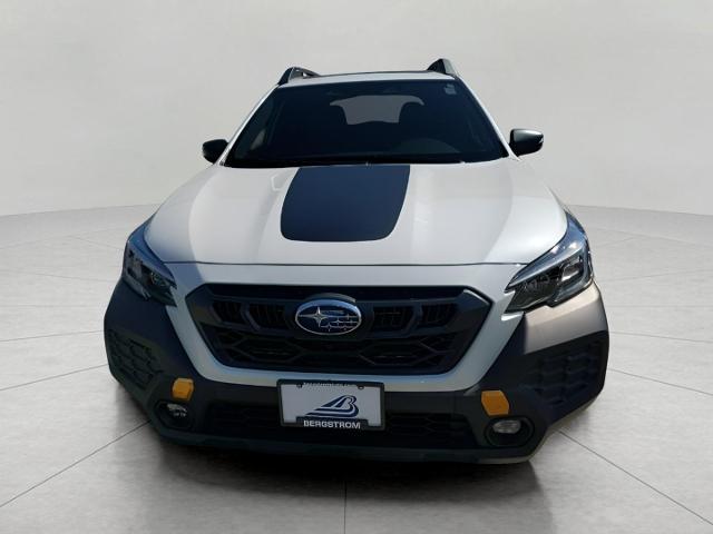 2025 Subaru Outback Vehicle Photo in Green Bay, WI 54304
