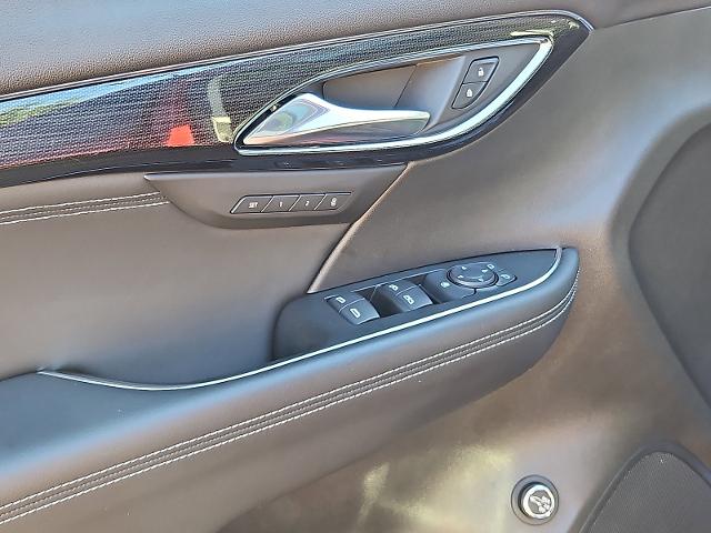 2023 Buick Envision Vehicle Photo in TREVOSE, PA 19053-4984
