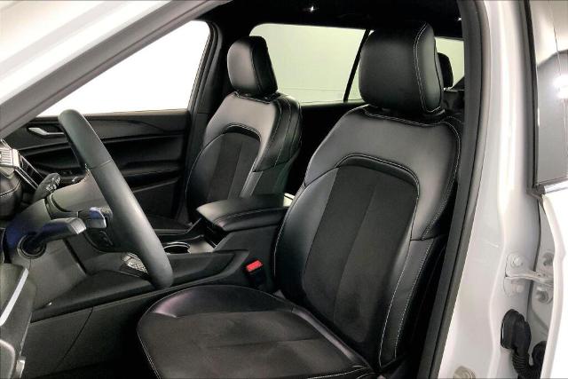 2024 Jeep Grand Cherokee L Vehicle Photo in Kansas City, MO 64114