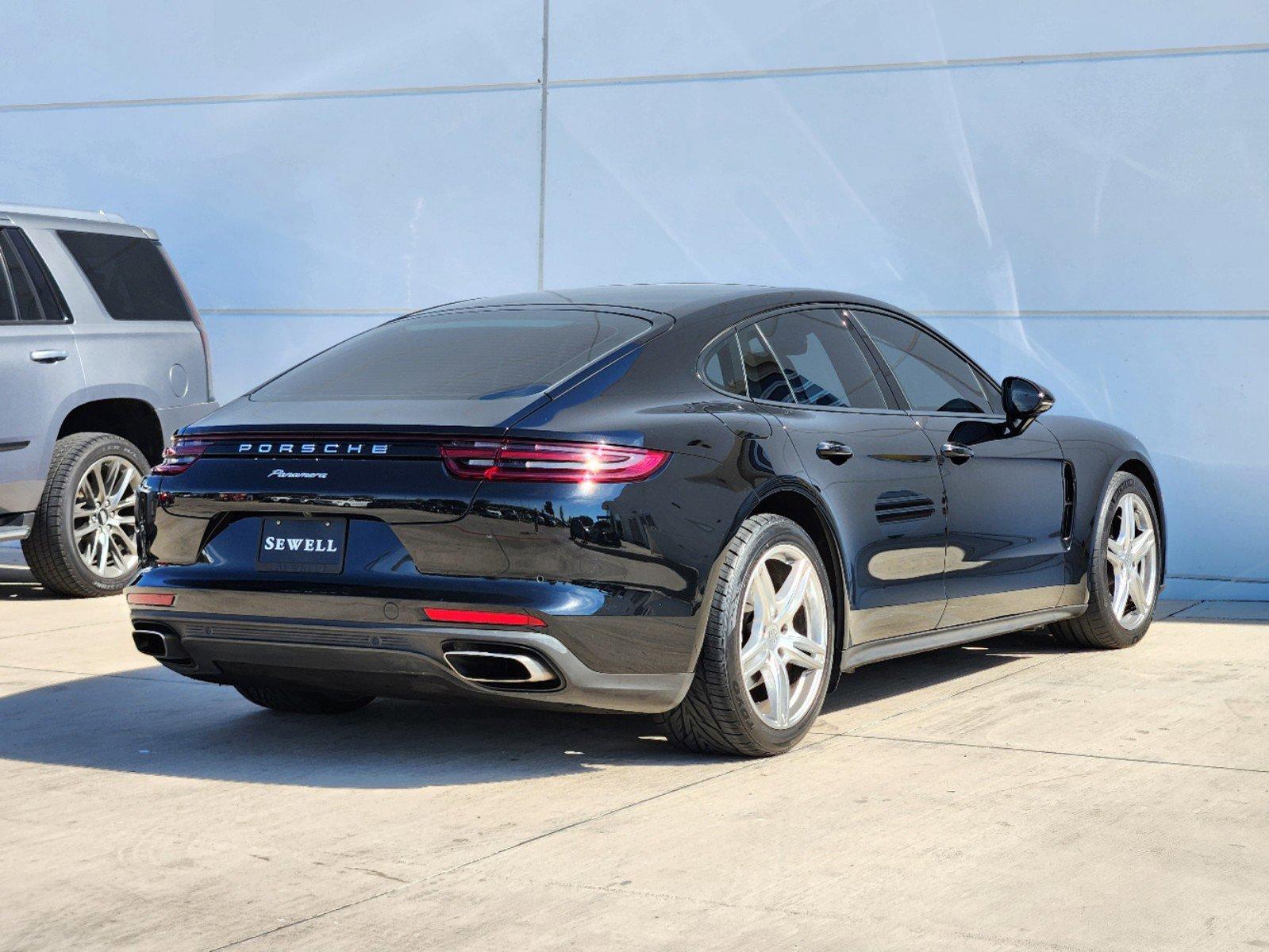 2017 Porsche Panamera Vehicle Photo in PLANO, TX 75024