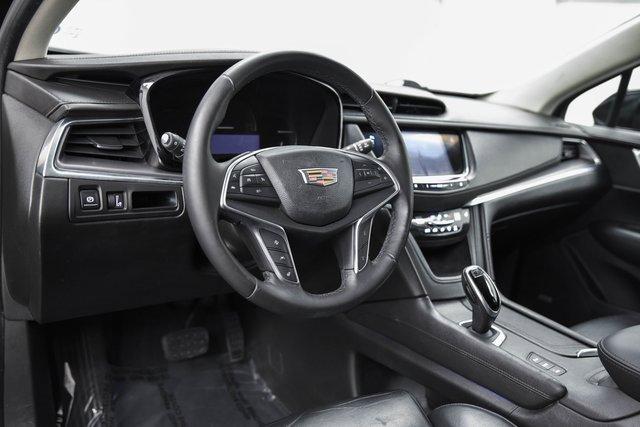 2017 Cadillac XT5 Vehicle Photo in Akron, OH 44320