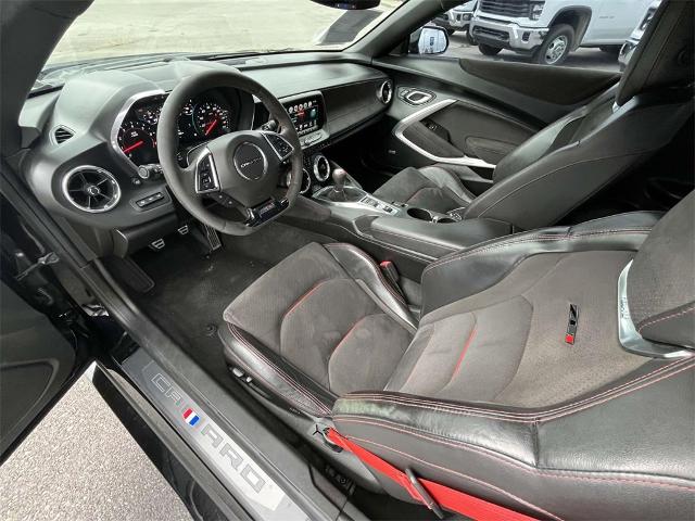 2018 Chevrolet Camaro Vehicle Photo in ALCOA, TN 37701-3235