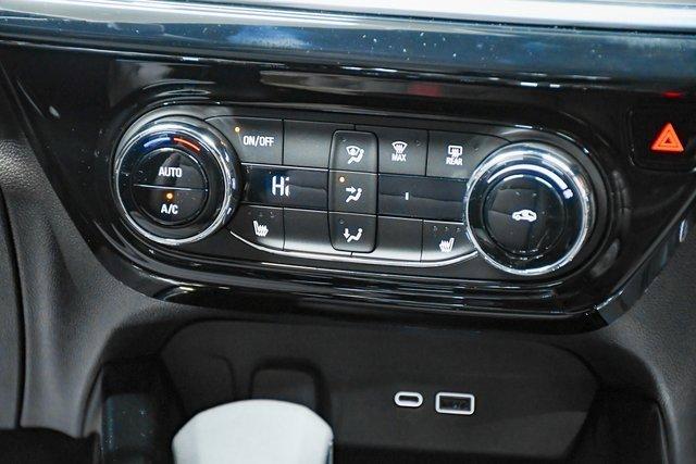 2025 Chevrolet Trax Vehicle Photo in EVERETT, WA 98203-5662
