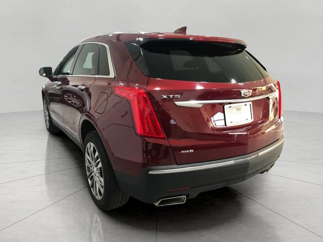 2017 Cadillac XT5 Vehicle Photo in GREEN BAY, WI 54303-3330