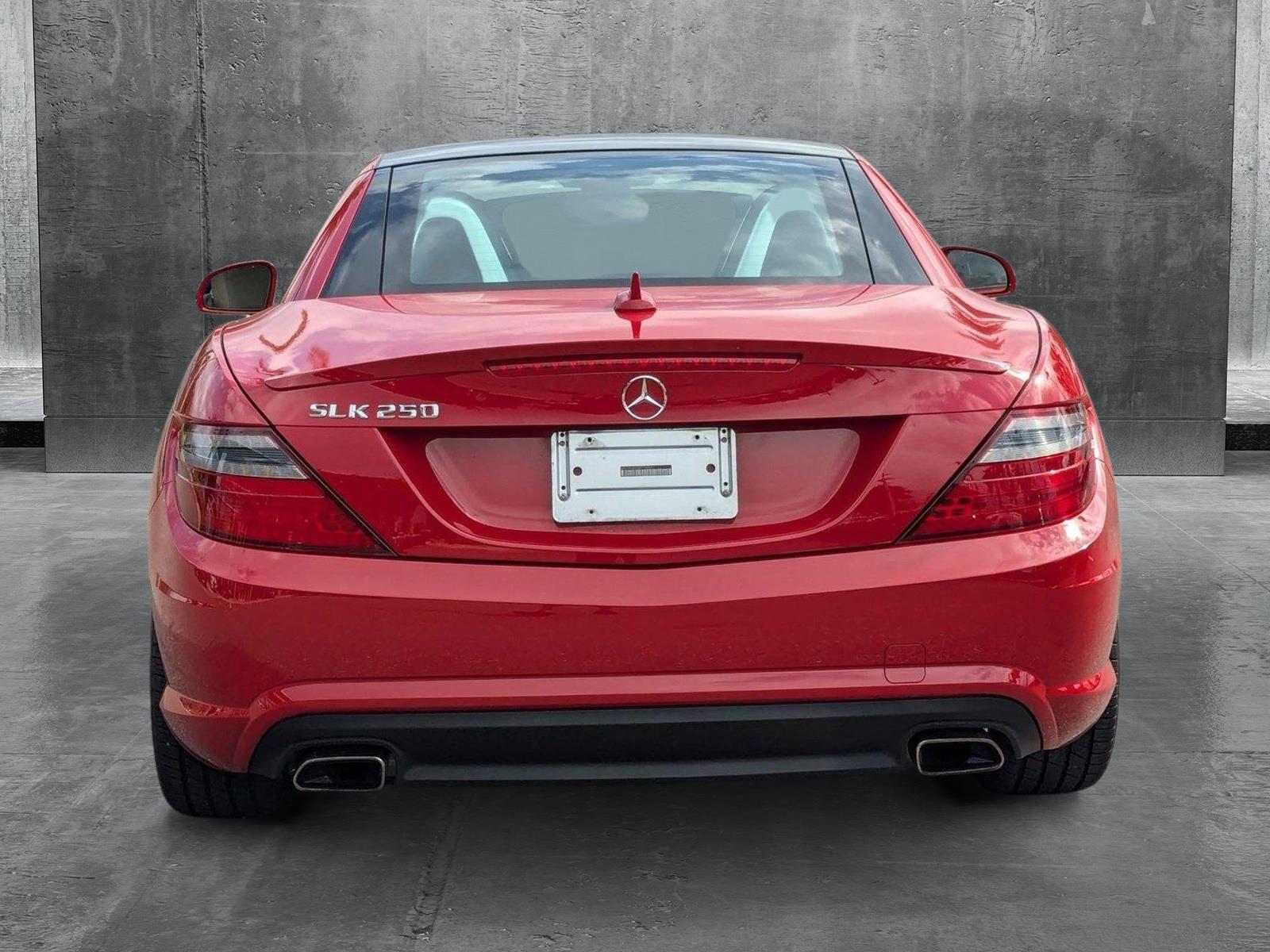 2015 Mercedes-Benz SLK-Class Vehicle Photo in Wesley Chapel, FL 33544