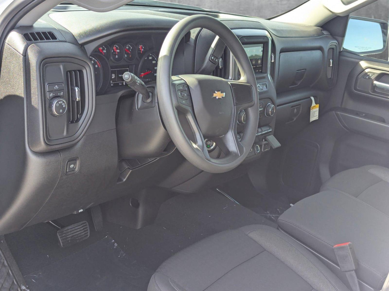 2025 Chevrolet Silverado 1500 Vehicle Photo in PEMBROKE PINES, FL 33024-6534