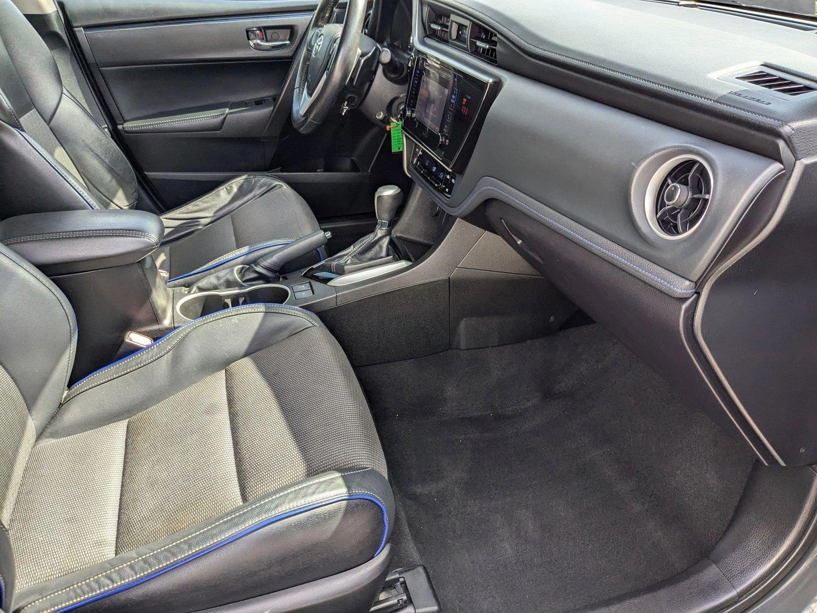 2019 Toyota Corolla Vehicle Photo in Miami, FL 33015