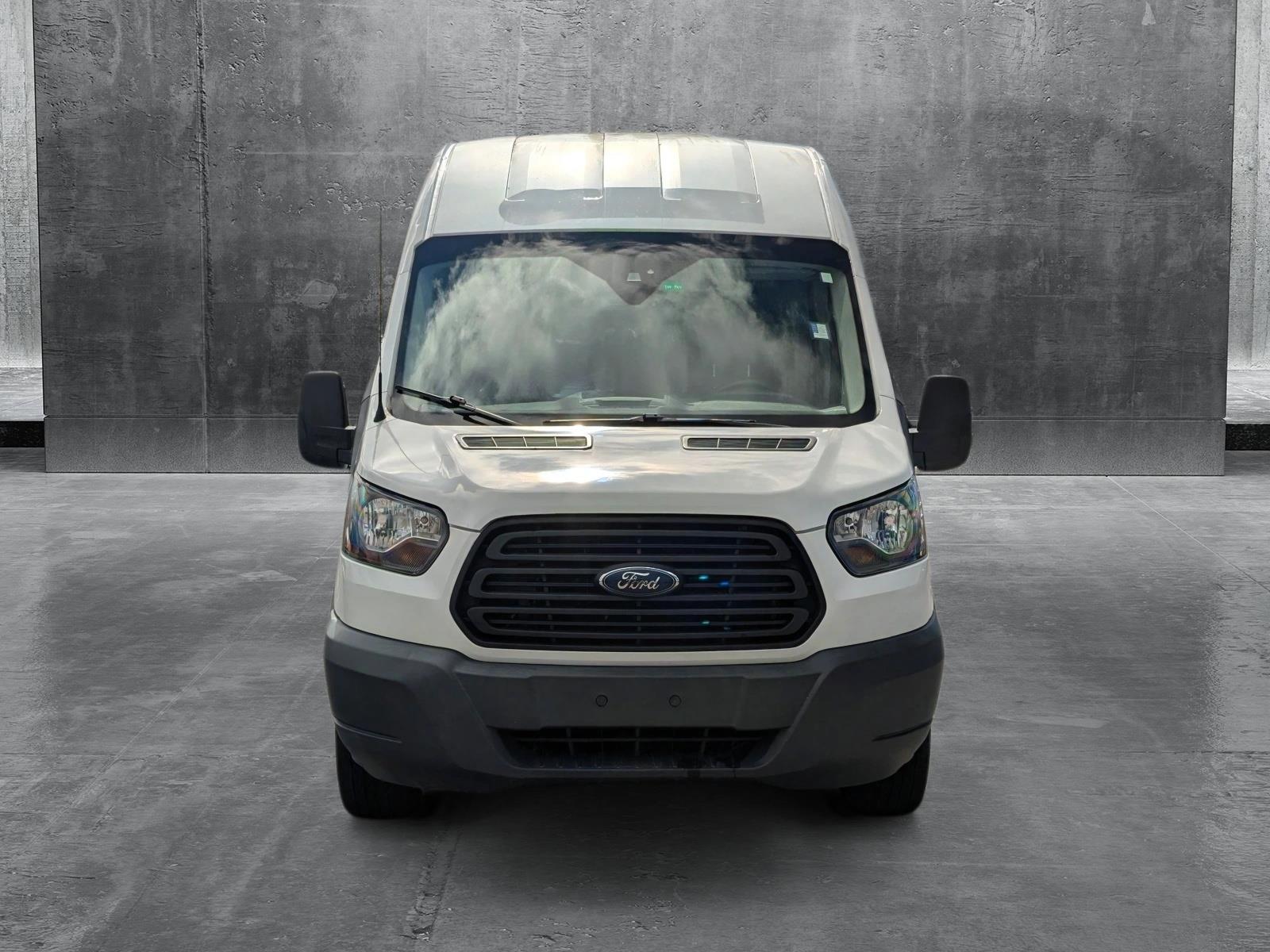 2018 Ford Transit Van Vehicle Photo in St. Petersburg, FL 33713