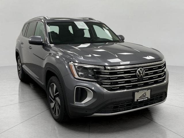 2025 Volkswagen Atlas SEL photo 2