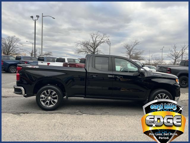 2022 Chevrolet Silverado 1500 Vehicle Photo in Roslyn, NY 11576