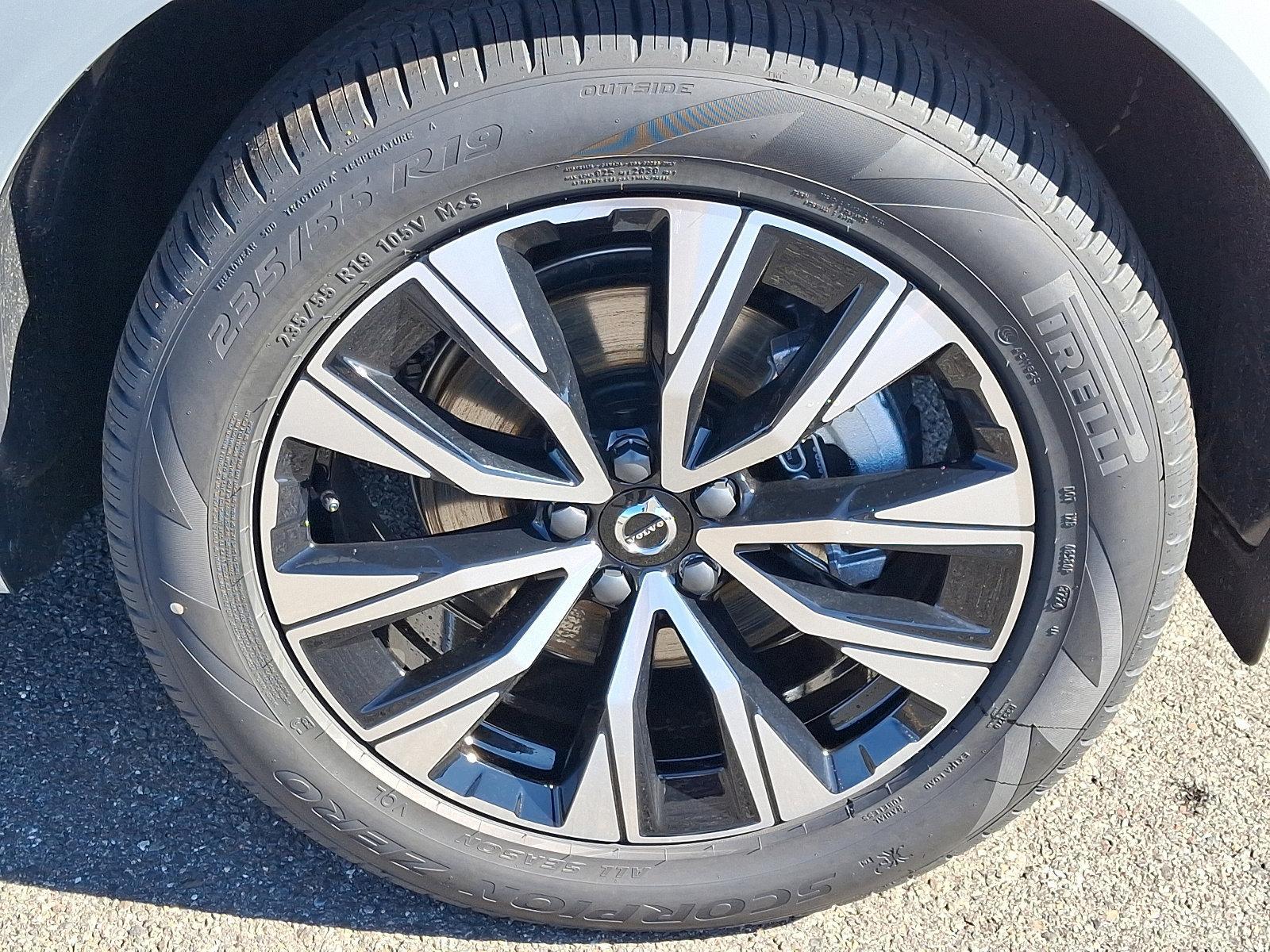 2025 Volvo XC60 Vehicle Photo in Trevose, PA 19053