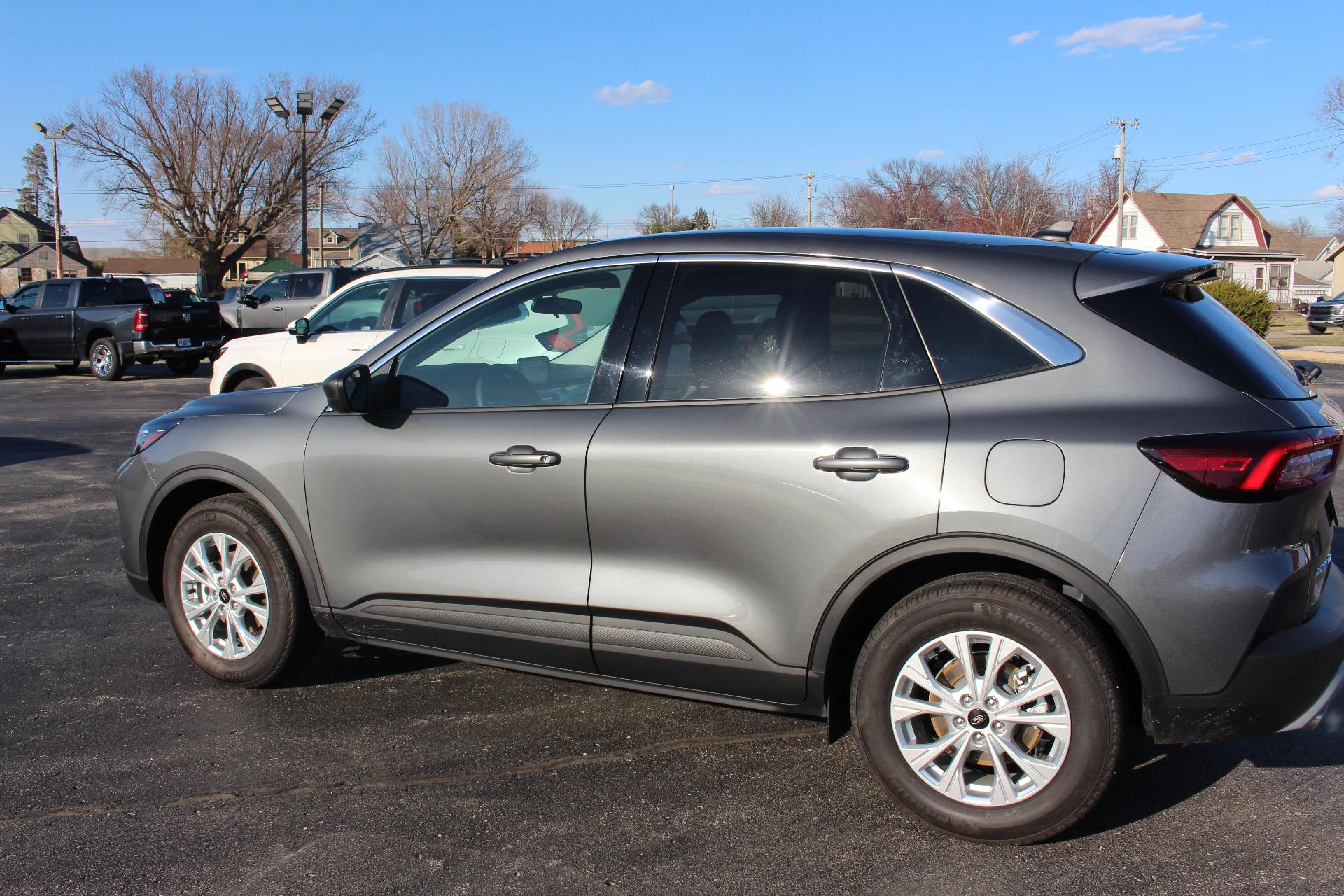 Used 2024 Ford Escape Active with VIN 1FMCU0GN1RUB47755 for sale in Durant, IA